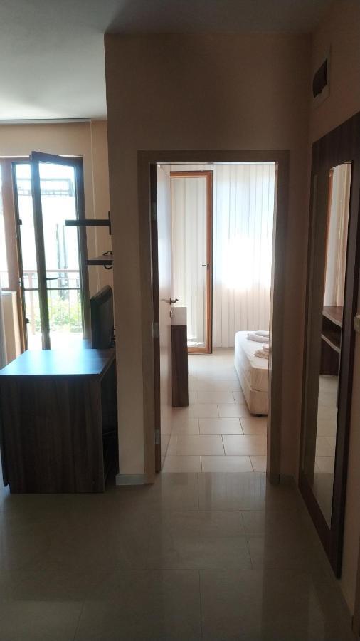 Paradise Bay Hotel Поморие Экстерьер фото