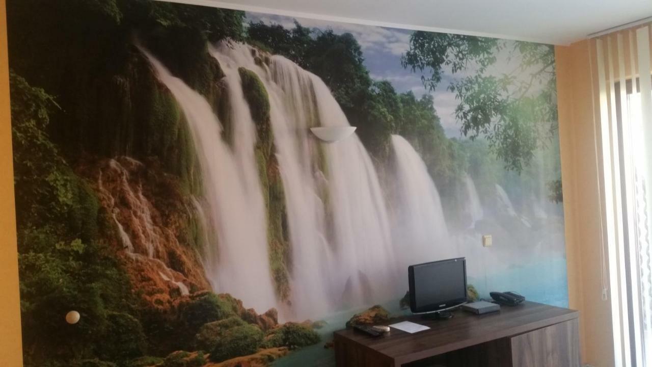 Paradise Bay Hotel Поморие Экстерьер фото